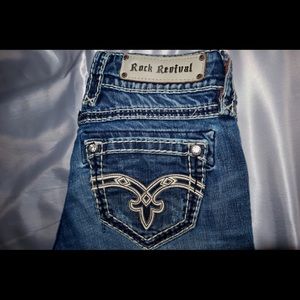 Rock Revival Straight Leg Jeans